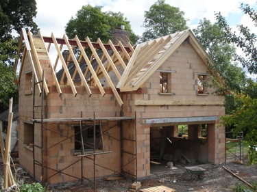 Fitting a cut roof